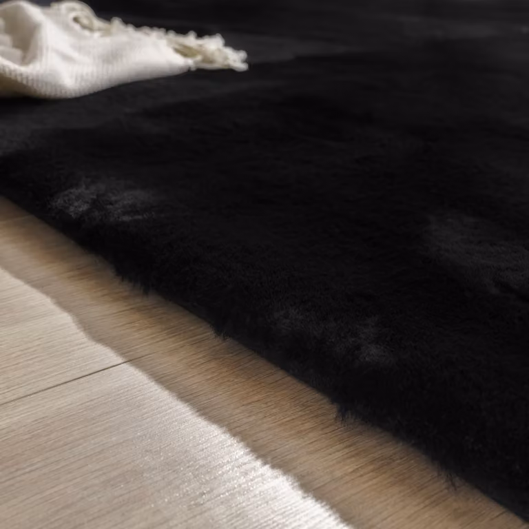 Okrągły dywanik futrzany Fluffy Deluxe czarny Średnica: 120 cm