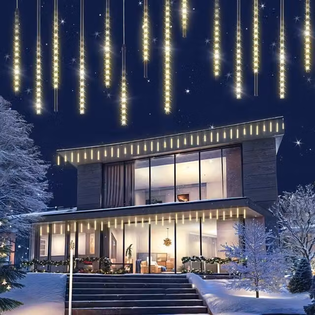 Lampki choinkowe LED Monzana Deszcz meteorów, kolor zimna biel, efekt stalaktytów, klasa ochrony IP44