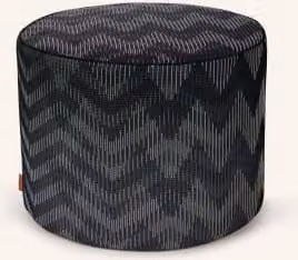 Puf Missoni Home Dinamico w kolorze czarno-szarym o cylindrycznym kształcie z tapicerowanym obiciem i zdejmowanym pokrowcem