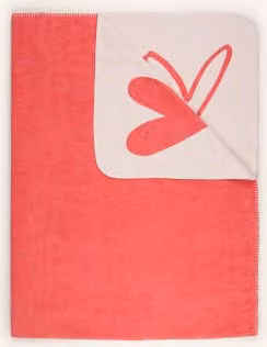 Miękki dywan Pled Heart w kolorze czerwono-beżowym z motywem serc, Szerokość: 200 cm, Głębokość: 150 cm